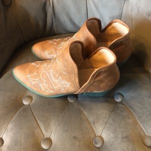 Brown western boots